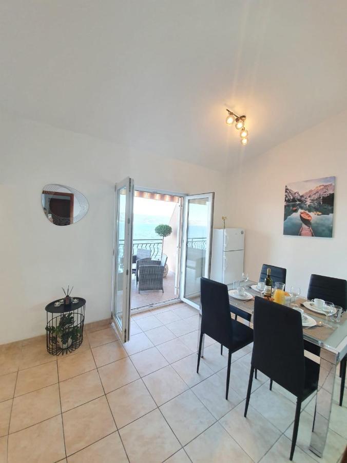 Apartment Zadoda Omiš Extérieur photo