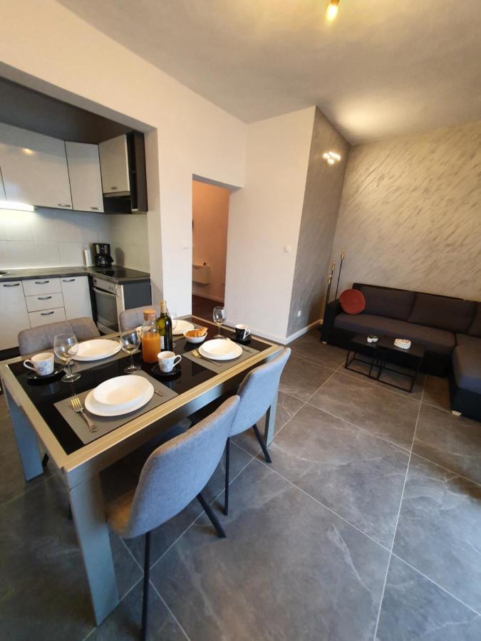 Apartment Zadoda Omiš Extérieur photo